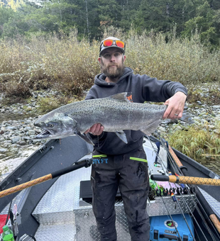 Catch Coos Bay's best Salmon on your next trip!